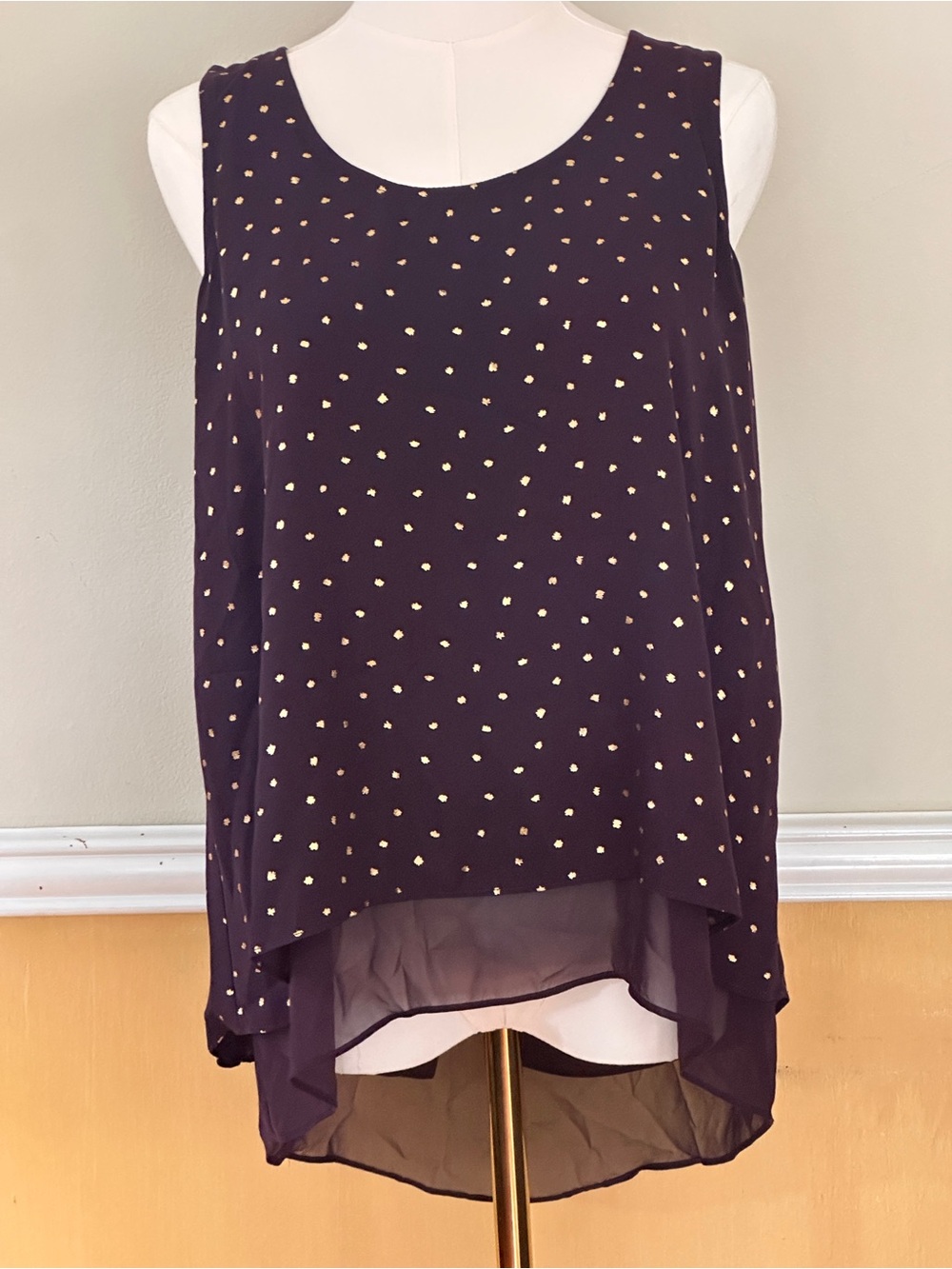 Apt. 9 Plum Tank Top with Gold Polka Dots